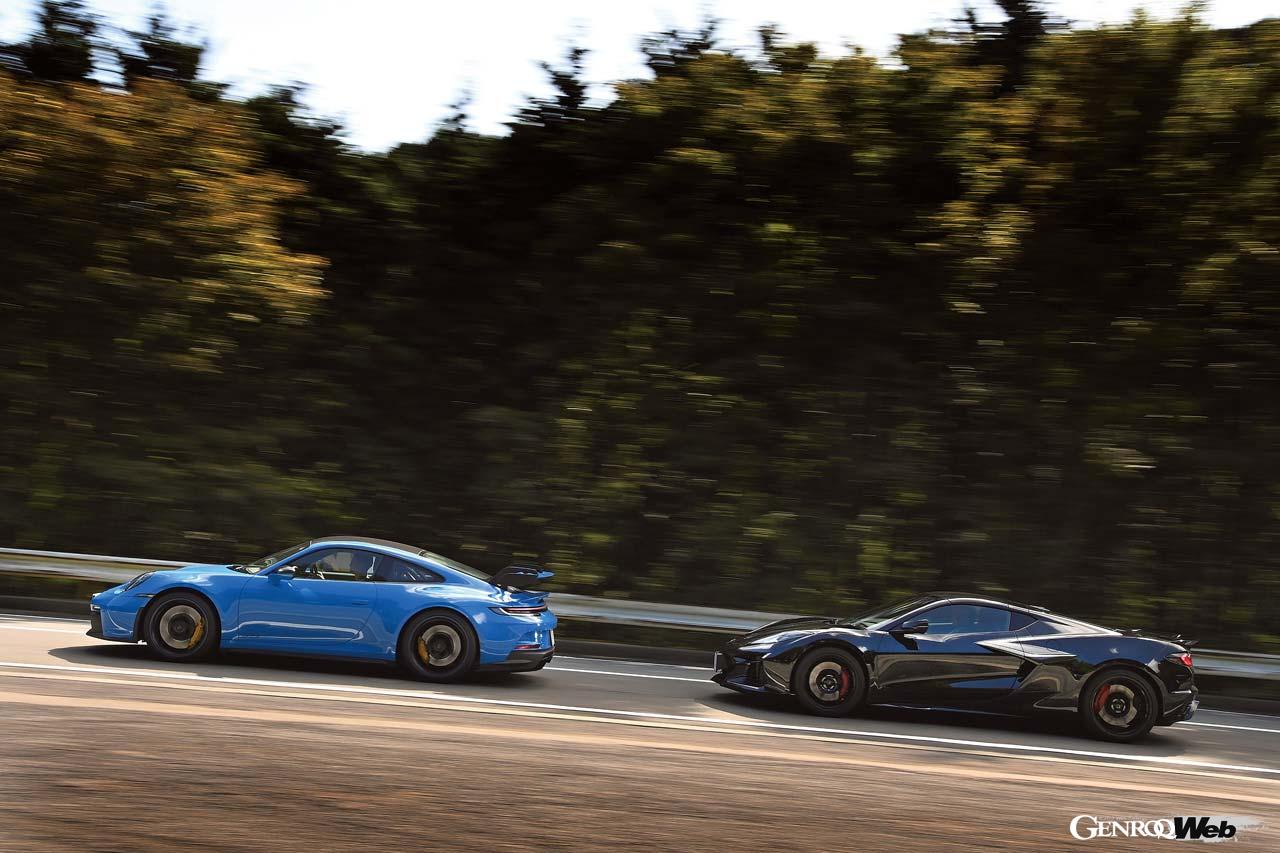 極上NAユニットをともに搭載する「ポルシェ 911 GT3」と「シボレー コルベット Z06」。スーパースポーツバトルの火蓋が今切られた。