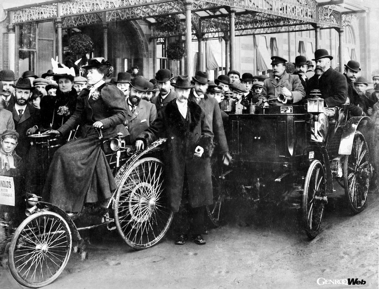 ロンドン・トゥ・ブライトン・ベテランカー・ランは、自動車の黎明期に制限速度が引き上げられたことを記念してロンドンからブライントまで走行した「奴隷解放ラン」がその起源となる。