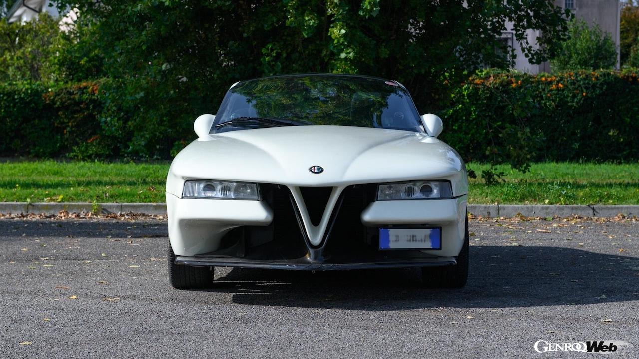 カー＆クラシクックスのオークションに出品される、希少な「アルファロメオ カスターニャ ヴィットリア」。