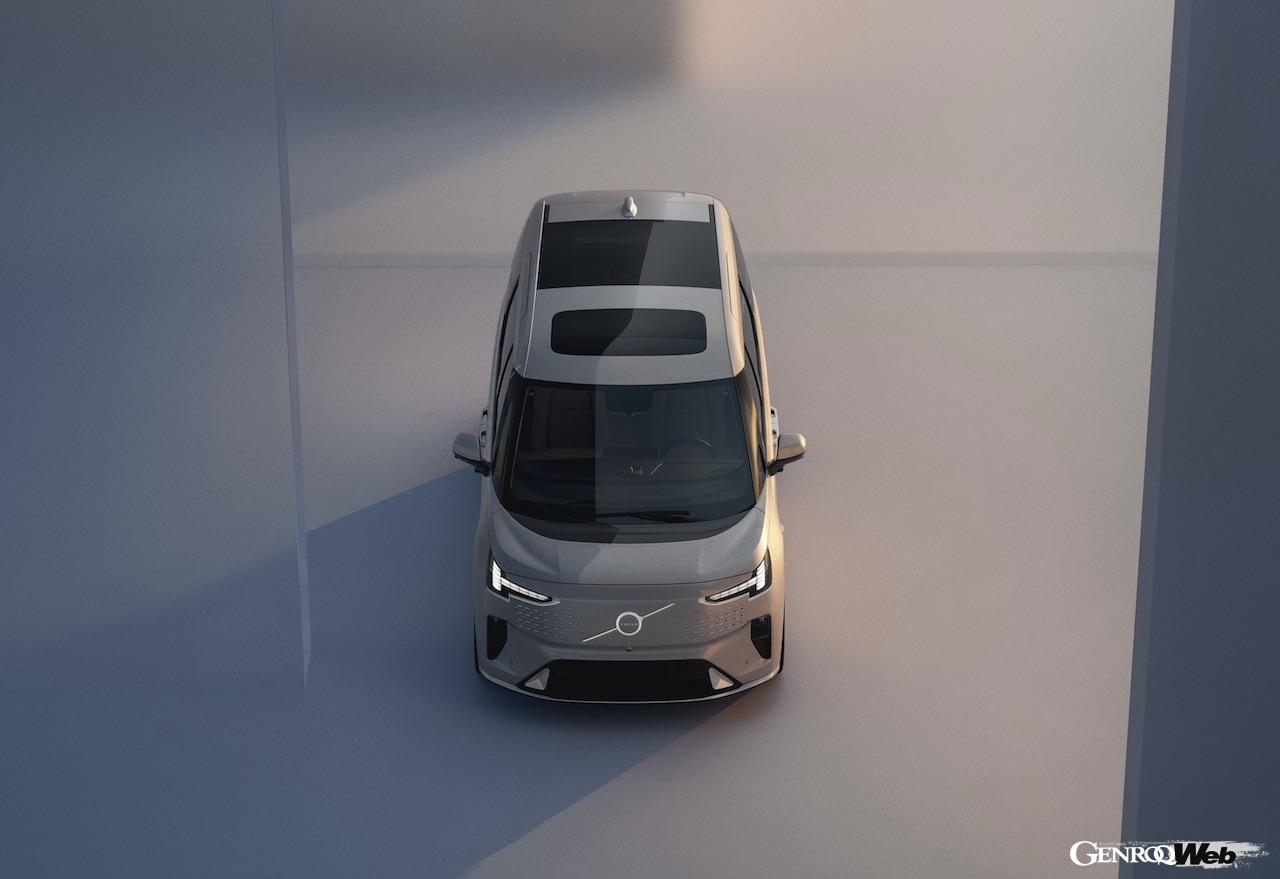 ボルボ初のフル電動マルチ・パーパス・バン「EM90」のエクステリア。