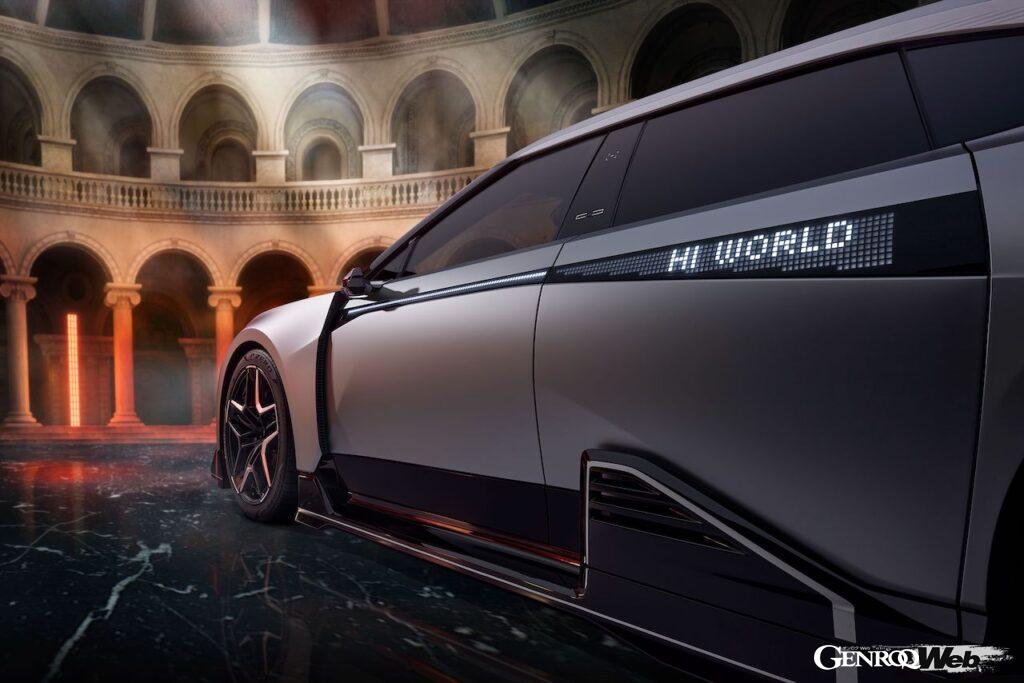 フル電動4ドア・パフォーマンスカー「ハイファイ A」のエクステリア。