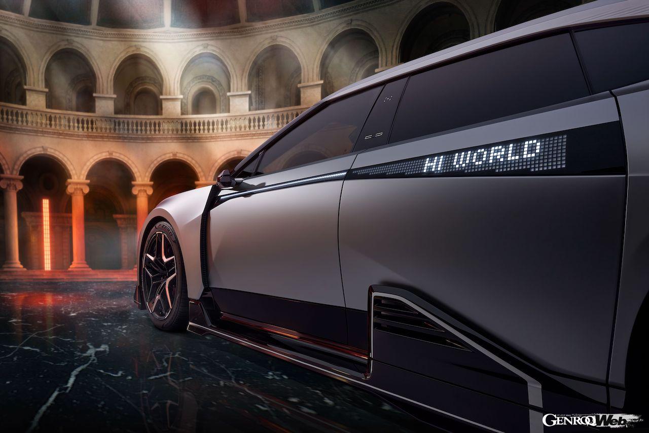 フル電動4ドア・パフォーマンスカー「ハイファイ A」のエクステリア。