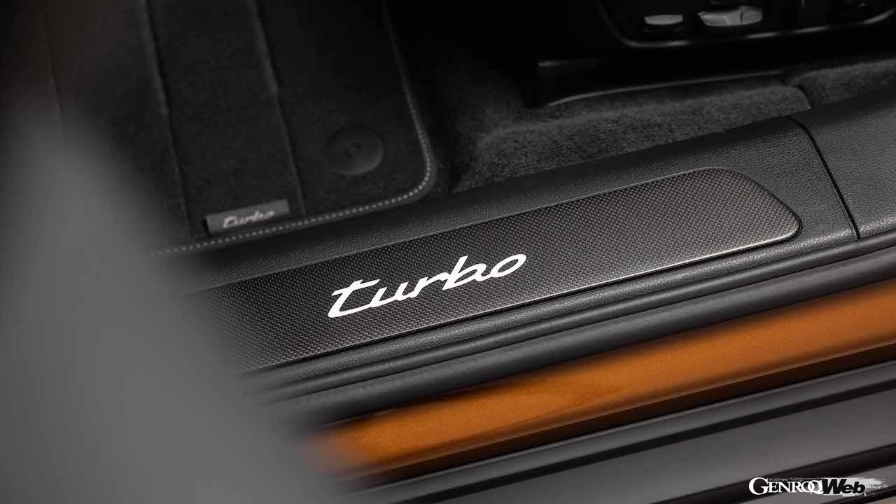 3代目へと進化を果たした新型「ポルシェ パナメーラ」のインテリア。