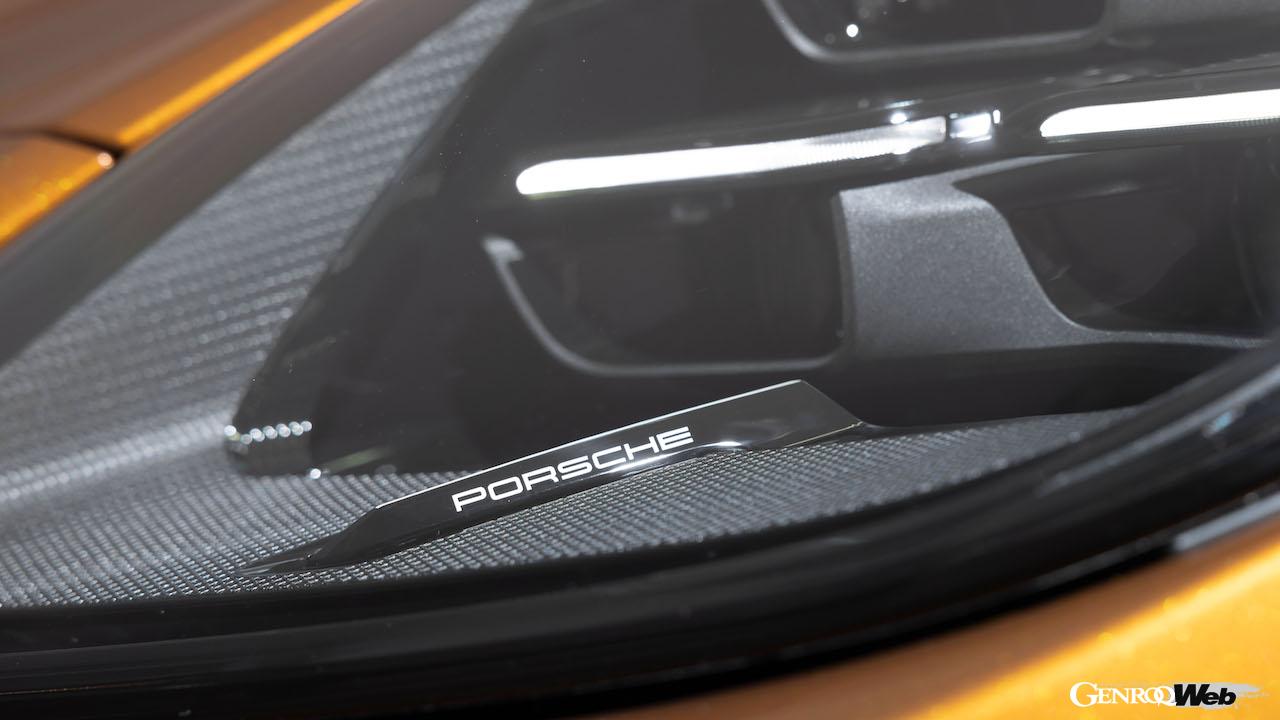3代目へと進化を果たした新型「ポルシェ パナメーラ」のインテリア。