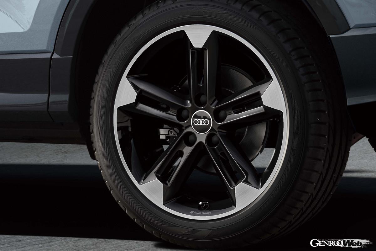 ホイールの写真はX2が35i xDrive、Q2が限定車Black Style PLUSのもの。