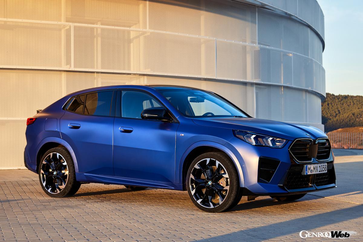 新型X2の価格は「X2 xDrive20i M Sport」が628万円。対するQ2の価格帯は417万～460万円で、300PSの「SQ2」が例外的に628万円となる。