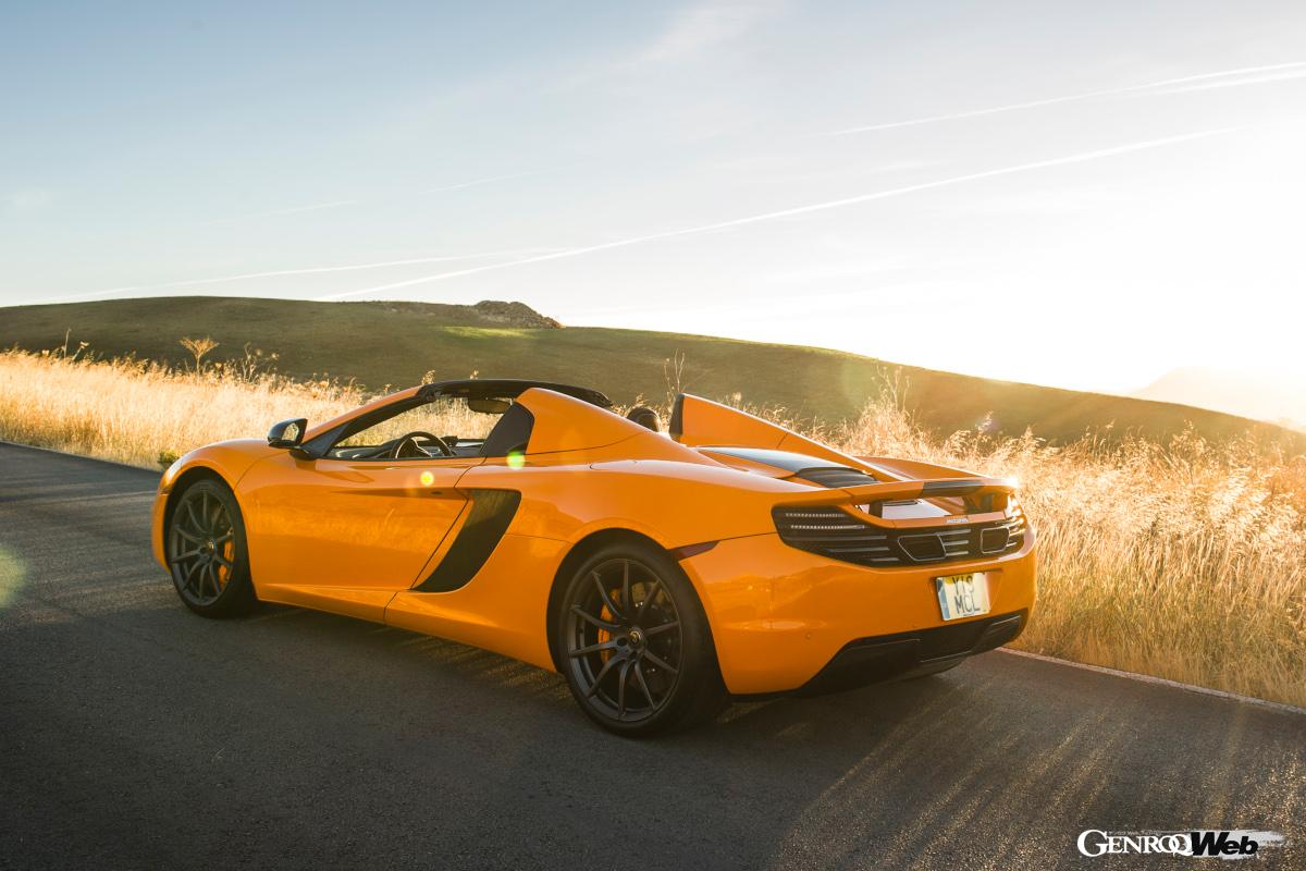 2012年にはオープン仕様の「スパイダー」もラインナップに追加された。