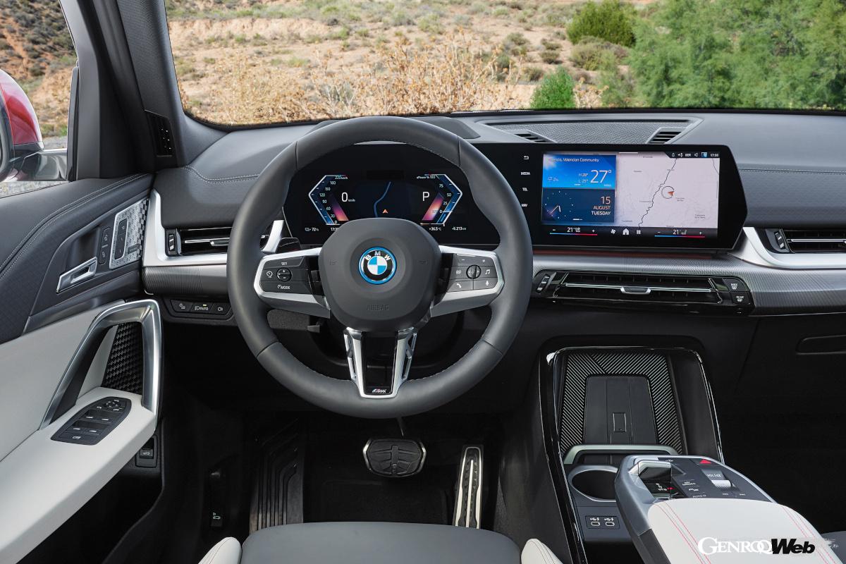 GLAの2つのグレードの中間に位置する価格帯のX2。選択は悩ましい。