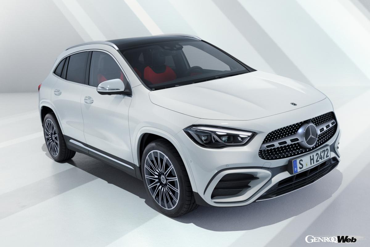 両車とも直列4気筒エンジンにターボを組み合わせるのは同じだが、X2が2.0リッター、GLAが1.4リッターと排気量差がある。