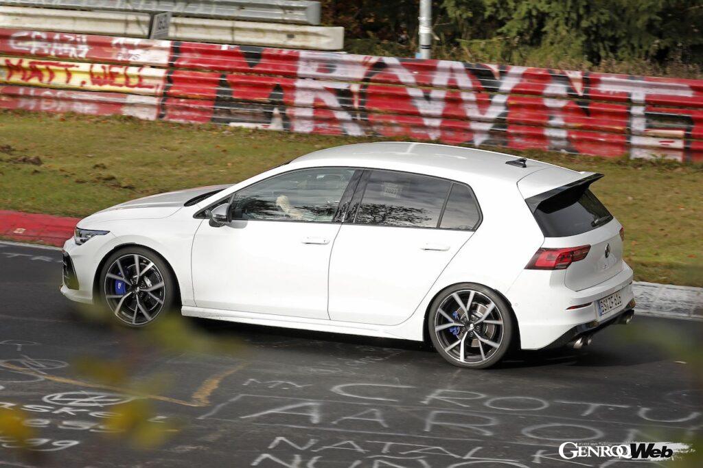 Rにとっても、今回のマイナーチェンジモデルが最後のMTになるか?