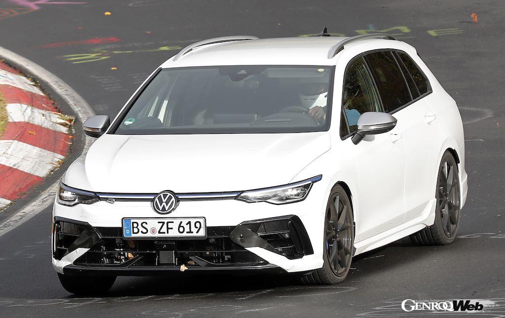 「R」も「GTI」同様、今回のモデルが最後のエンジン搭載車となる。