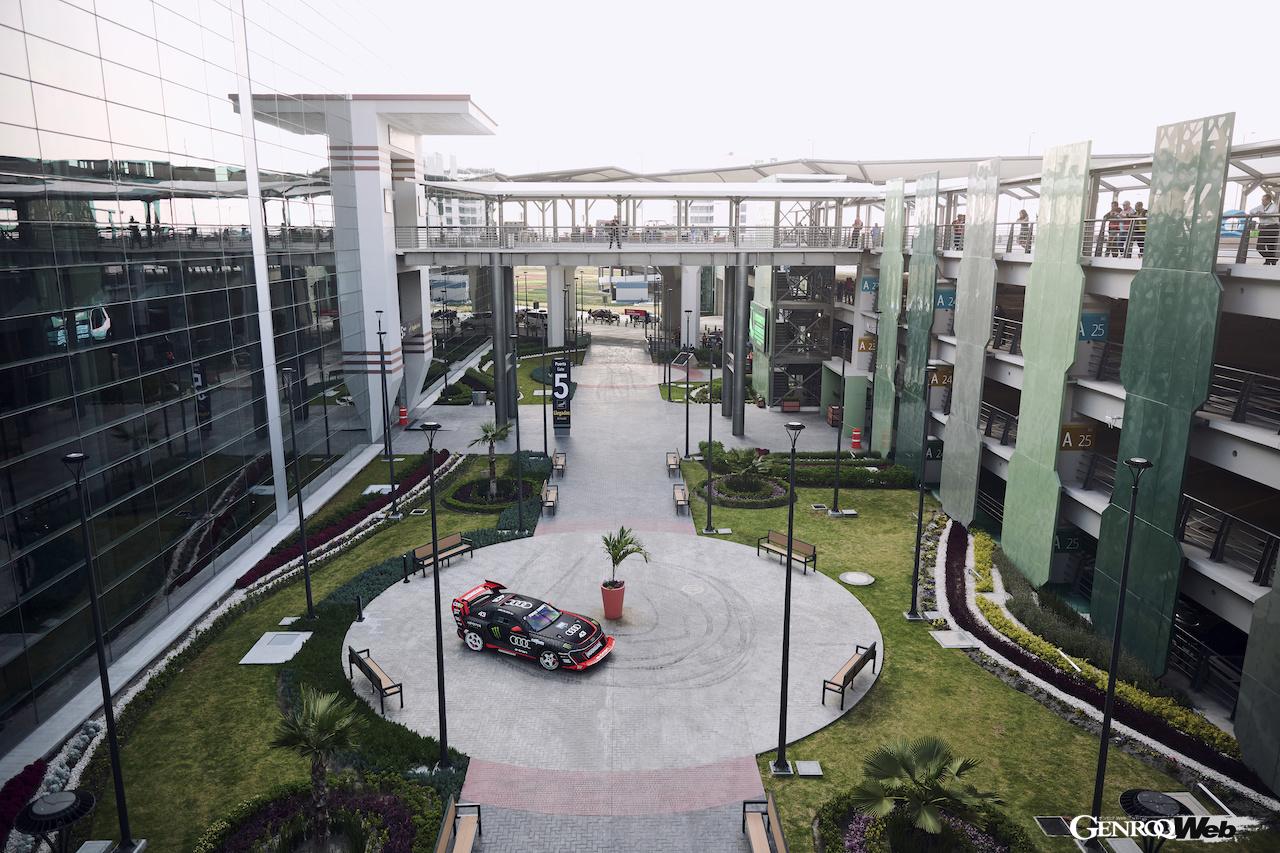 メキシコシティを舞台に、故ケン・ブロックがドリフトシーンを披露する動画『ケン・ブロック・エレクトリカーナ2』が公開された。