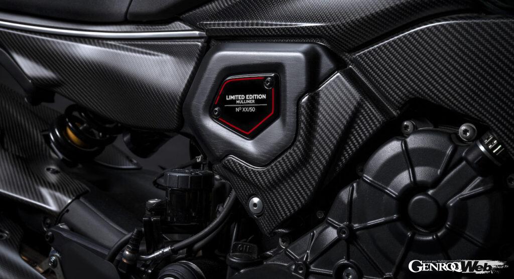 ベントレー バトゥールをイメージした限定バイク「ドゥカティ ディアベル フォー ベントレー」のエクステリア。