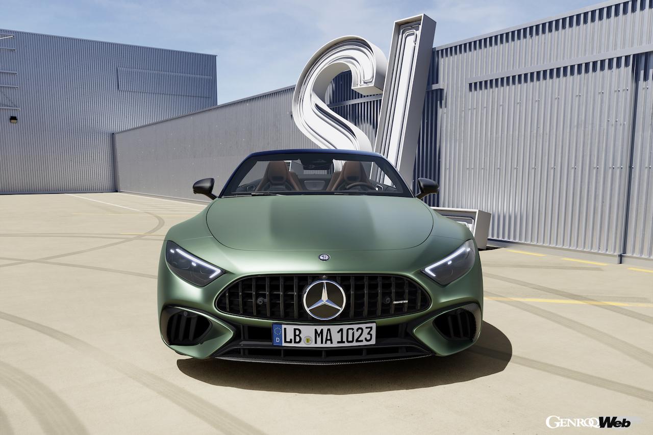 「メルセデスAMG SL 63 S E パフォーマンス」のエクステリア。