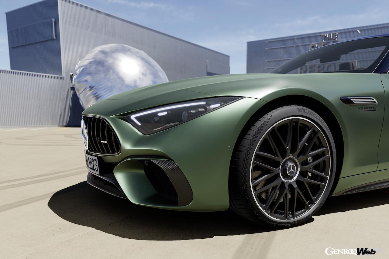 「メルセデスAMG SL 63 S E パフォーマンス」のエクステリア。