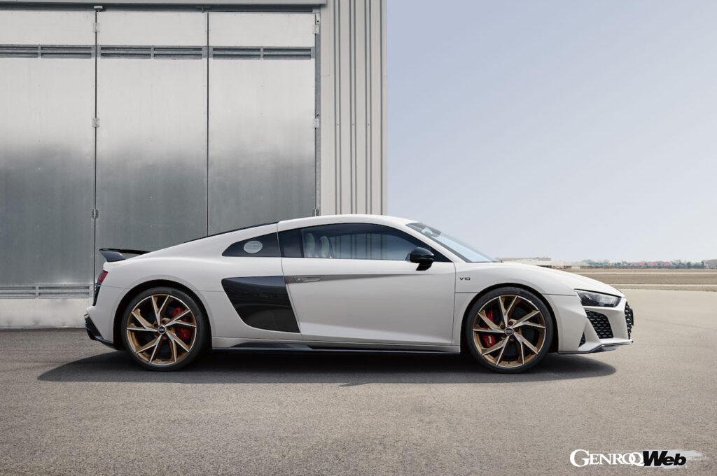 日本専用の限定モデル「アウディ R8 クーペ Japan final edition」のエクステリア。