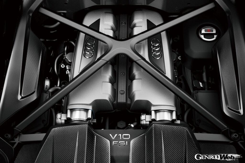 「アウディ R8 クーペ Japan final edition」は、最後のV10エンジン搭載モデルとして、パフォーマンスと日本の美的センスを融合させた、8台のみの日本限定仕様となる。