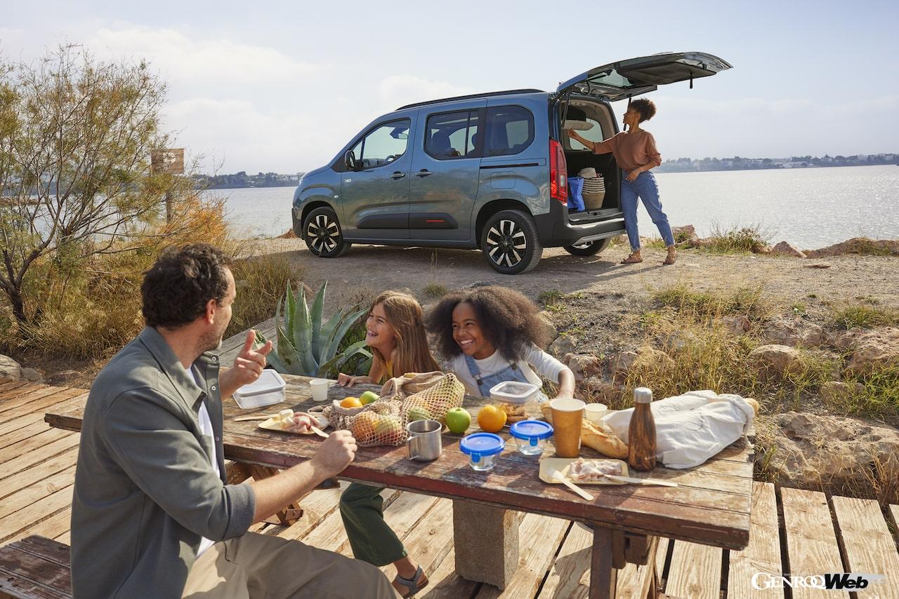 フル電動MPV「シトロエン E-ベルランゴ」改良新型のエクステリア。