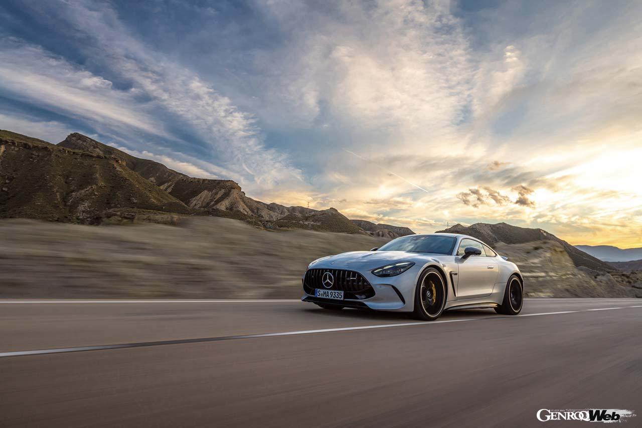 ラインナップされるGT63 4マティック＋クーペとGT55 4マティック＋クーペはいずれも、4.0リッターV型8気筒ツインターボエンジンにAMGパフォーマンス4マティック＋が組み合わされる。