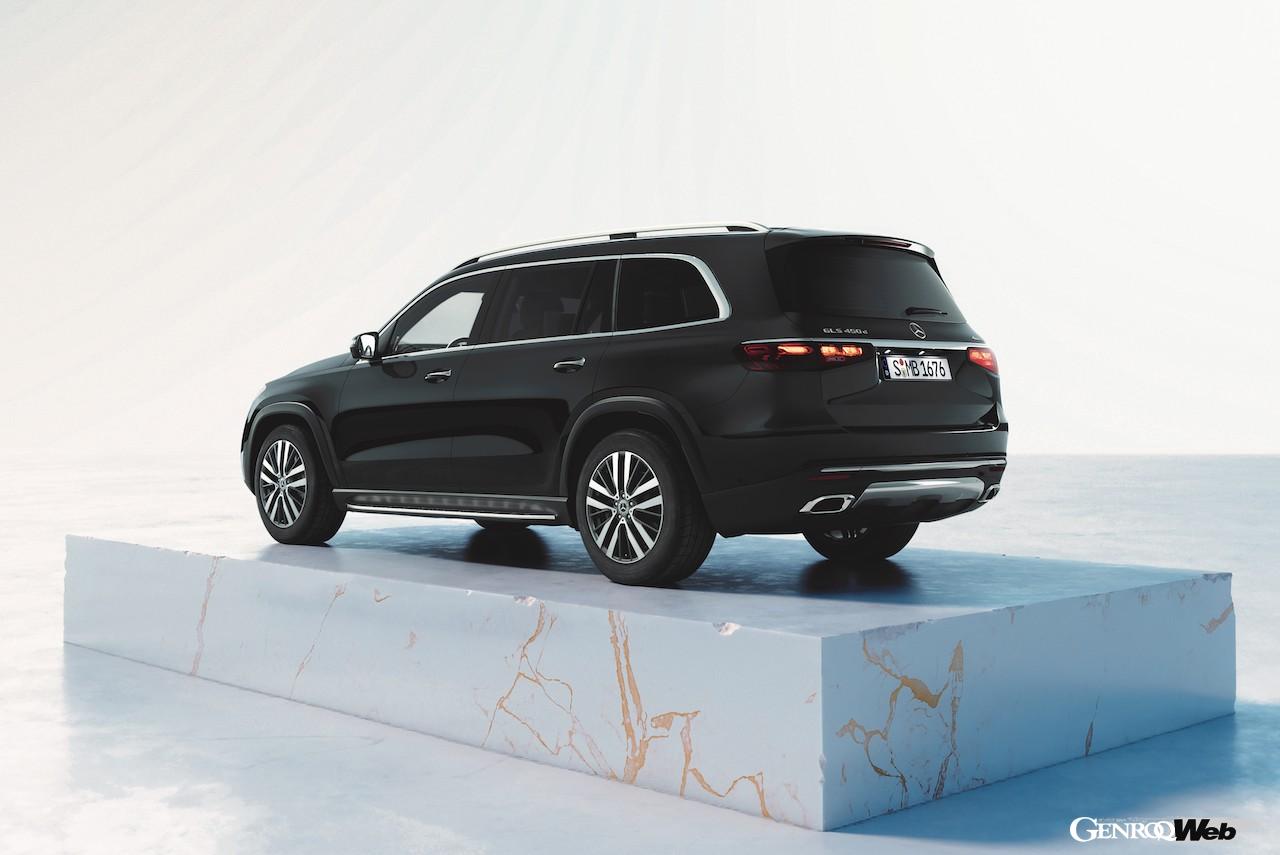 日本導入がスタートした、「メルセデス・ベンツ GLS」 改良新型のエクステリア。
