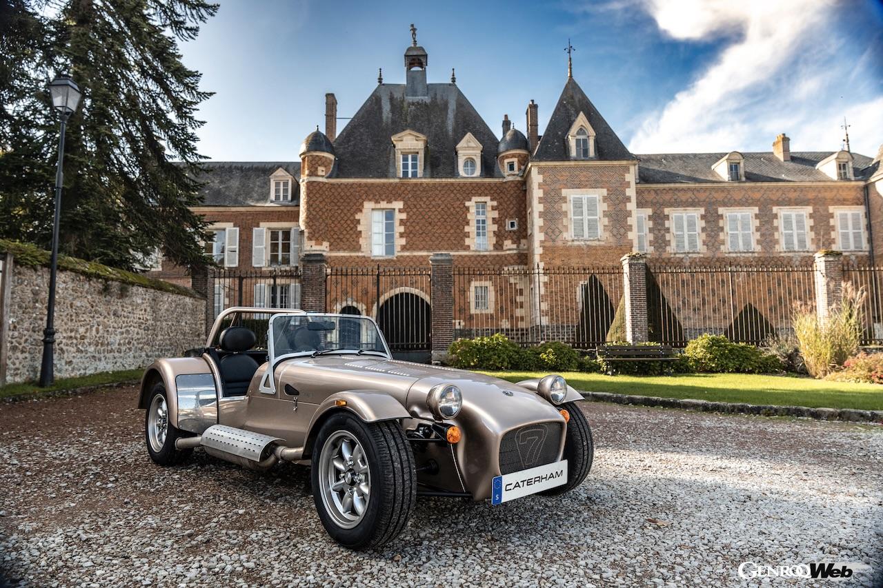 東京オートサロン 2024において、日本初公開を果たした「セブン 340」。