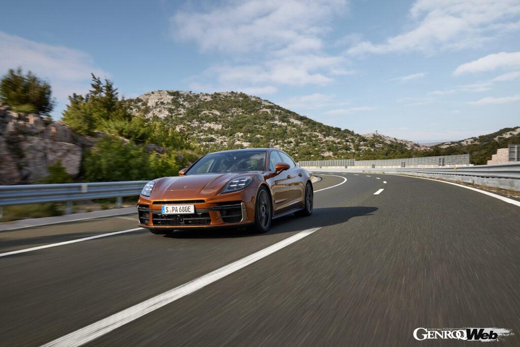 ポルシェ・アクティブ・ライドは、その作動環境に多くの電力を必要とするため、ハイブリッドやフル電動モデルのみに搭載される。