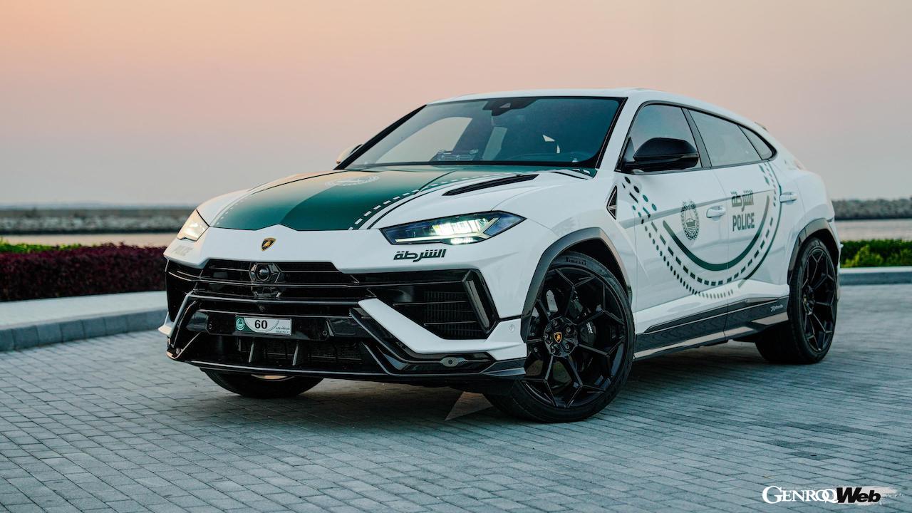 専用装備が搭載され、ドバイ警察へと導入された「ランボルギーニ ウルス ペルフォマンテ ポリスカー」。