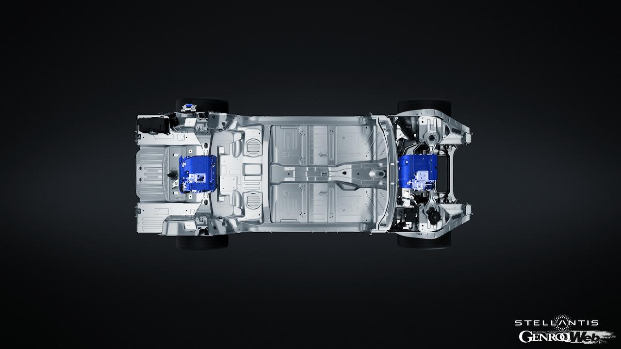 ステランティスが発表した、大型モデル用新型プラットフォーム「STLAラージ」。