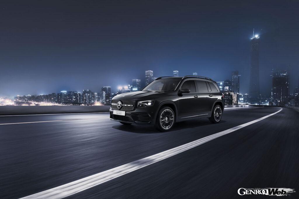 今回の特別仕様車は、2.0リッター直列4気筒ターボディーゼルを搭載する「GLB 200 d 4MATIC」をベースに、各部にブラックアクセントを施した「ナイトパッケージ」を採用した。