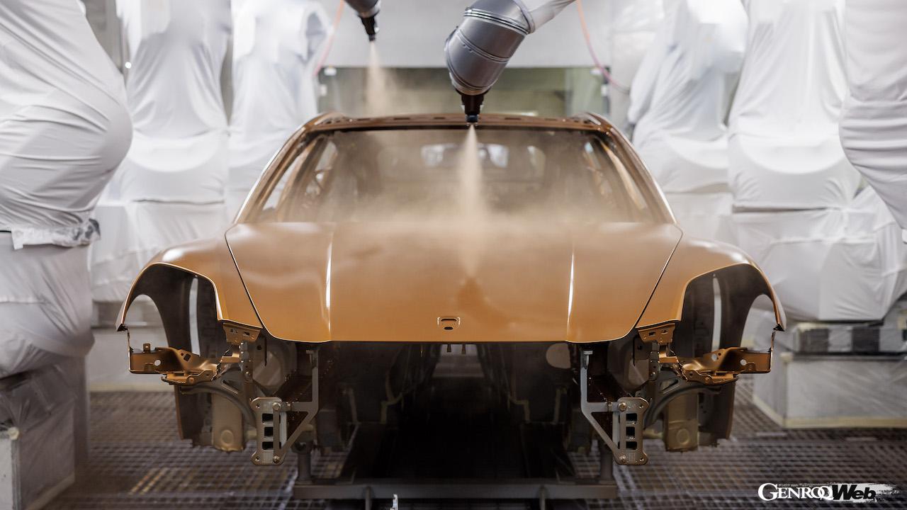 実際に生産モデルのカラーラインナップに導入される前に、工場での製造工程や品質の試験が徹底的に行われる。