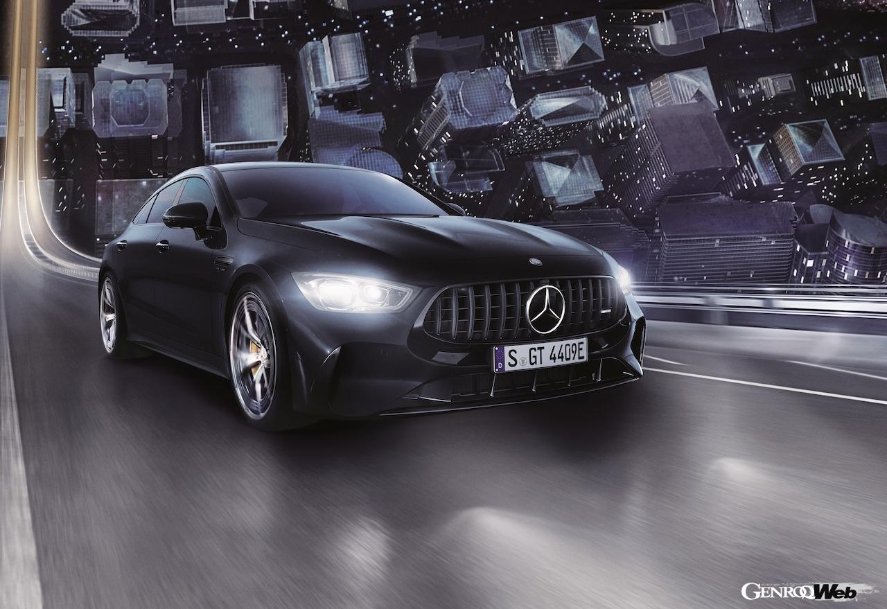 メルセデス AMG GT 4ドアクーペのハイパフォーマンス仕様「メルセデス AMG GT 63 S E PERFORMANCE」のエクステリア。