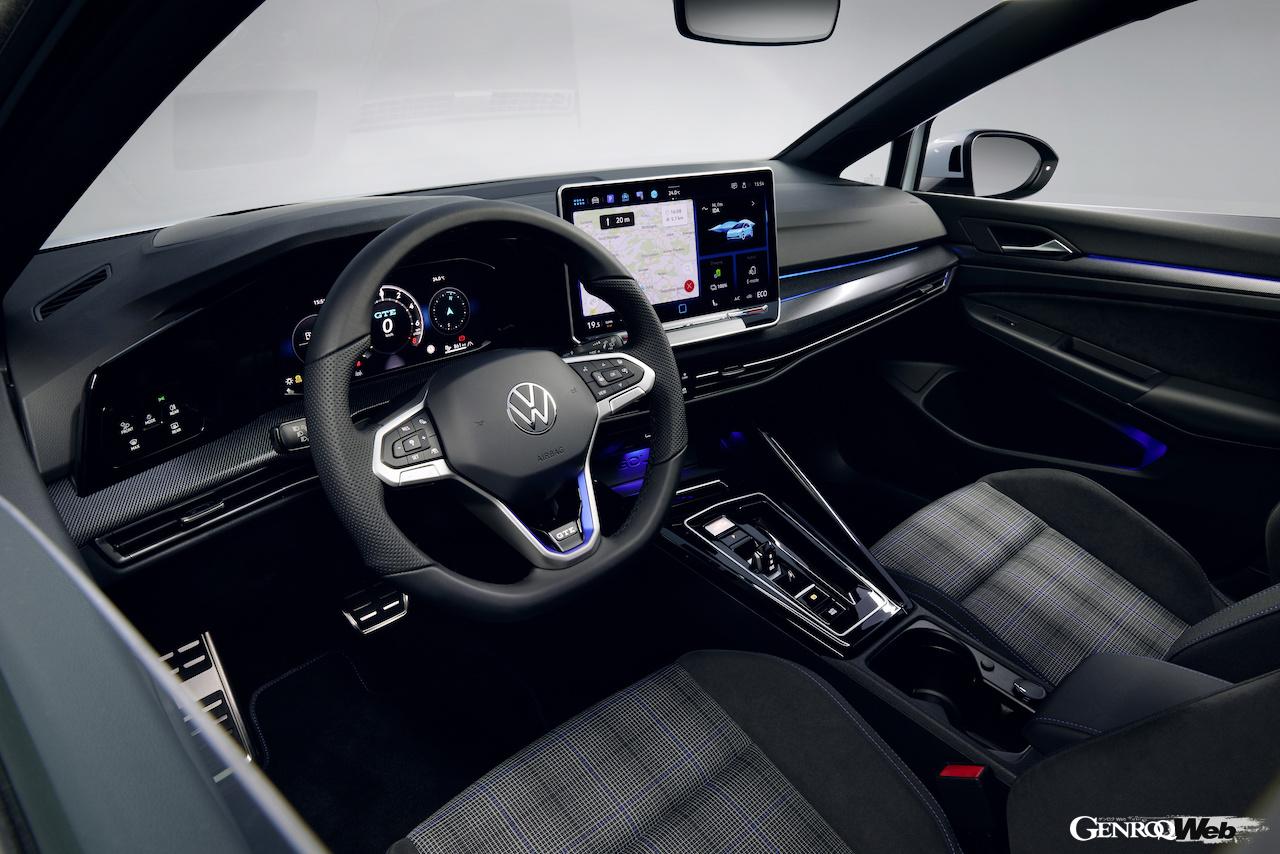 フェイスリフトが実施された、「フォルクスワーゲン ゴルフ GTE」のインテリア。