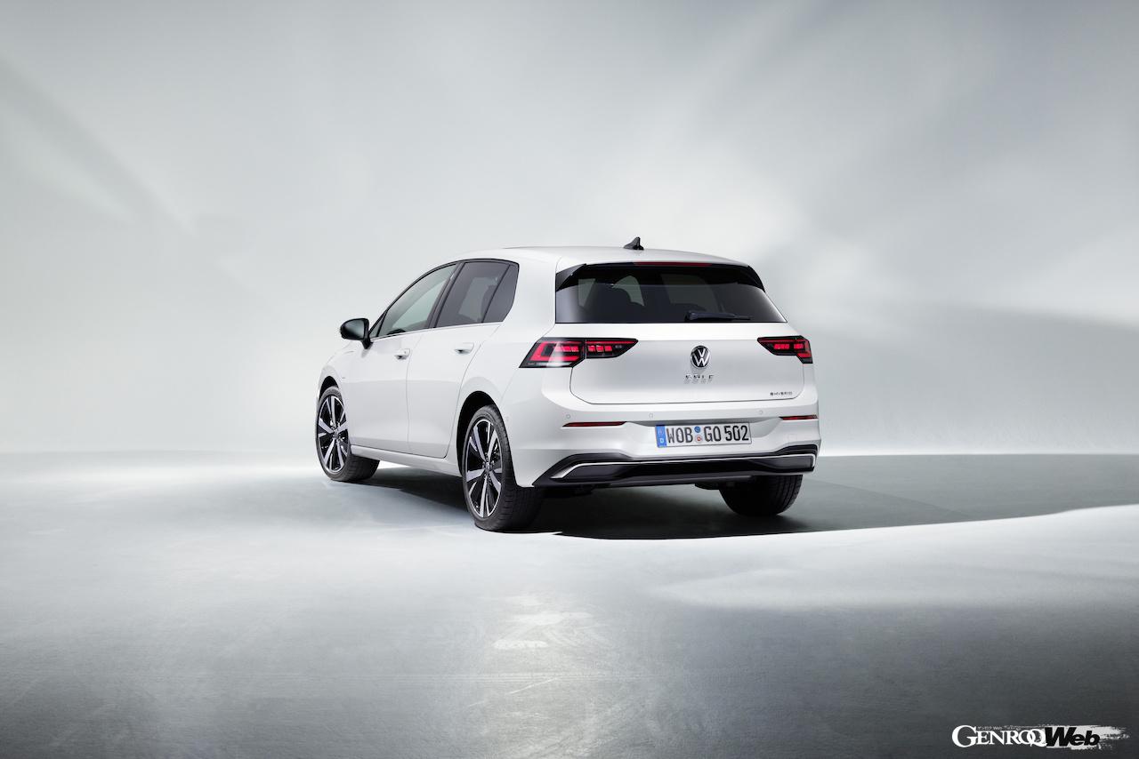 フェイスリフトが実施された、「フォルクスワーゲン ゴルフ eHybrid」のエクステリア。