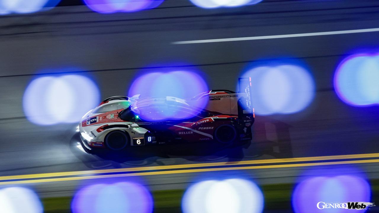 IMSAウェザーテック・スポーツカー選手権開幕戦「ロレックス・デイトナ24時間レース」を走行する、ポルシェ 963。
