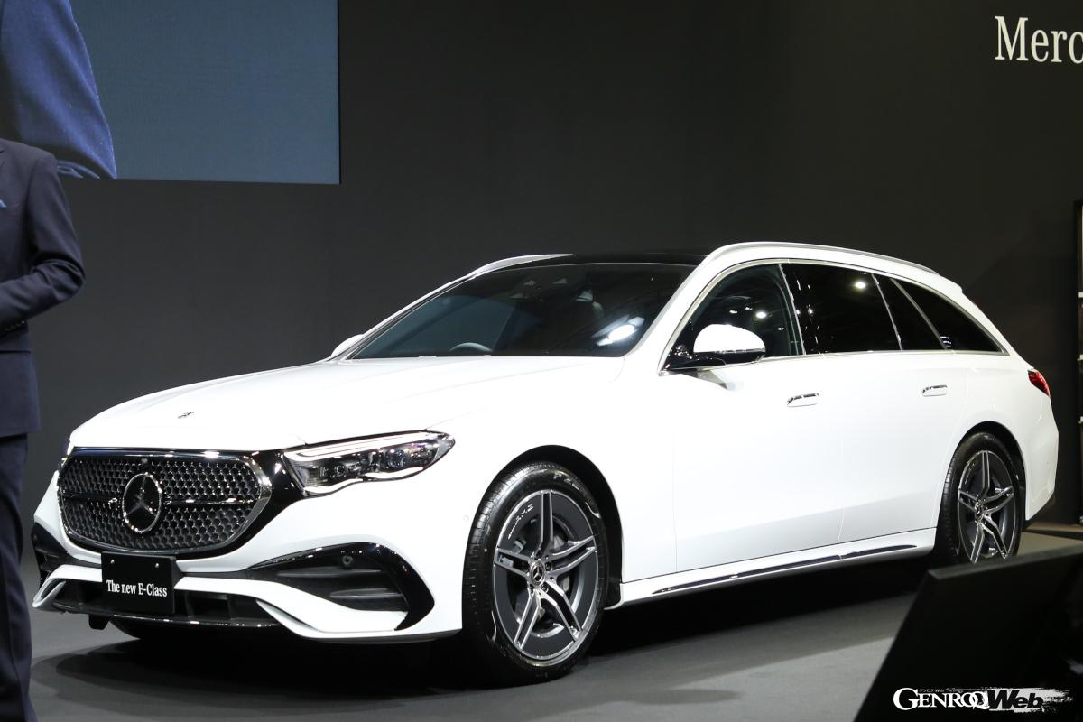 ディーゼルエンジンを搭載するE220dステーションワゴン アバンギャルド。