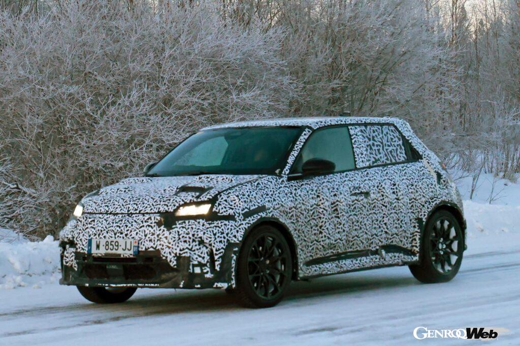 昨年発表されたコンセプトカー「A290_β」のイメージを踏襲しながらも、量産モデルとしてのモディファイが見られるプロトタイプ。