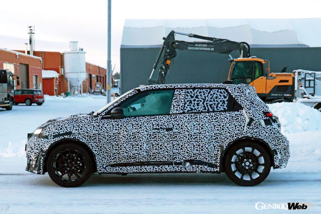 「ルノー5」をベースとする電動ホットハッチという位置づけのがアルピーヌA290。