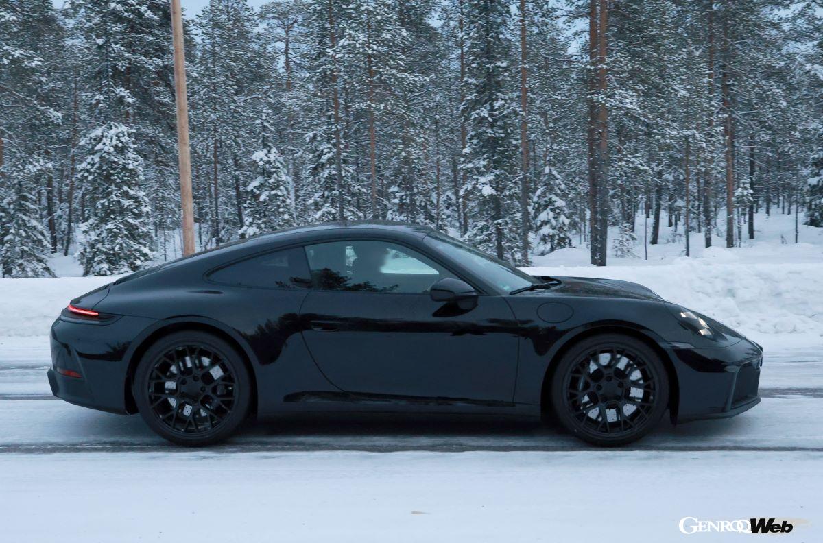 ラインナップを通したパワーアップが図られる「992.2」。