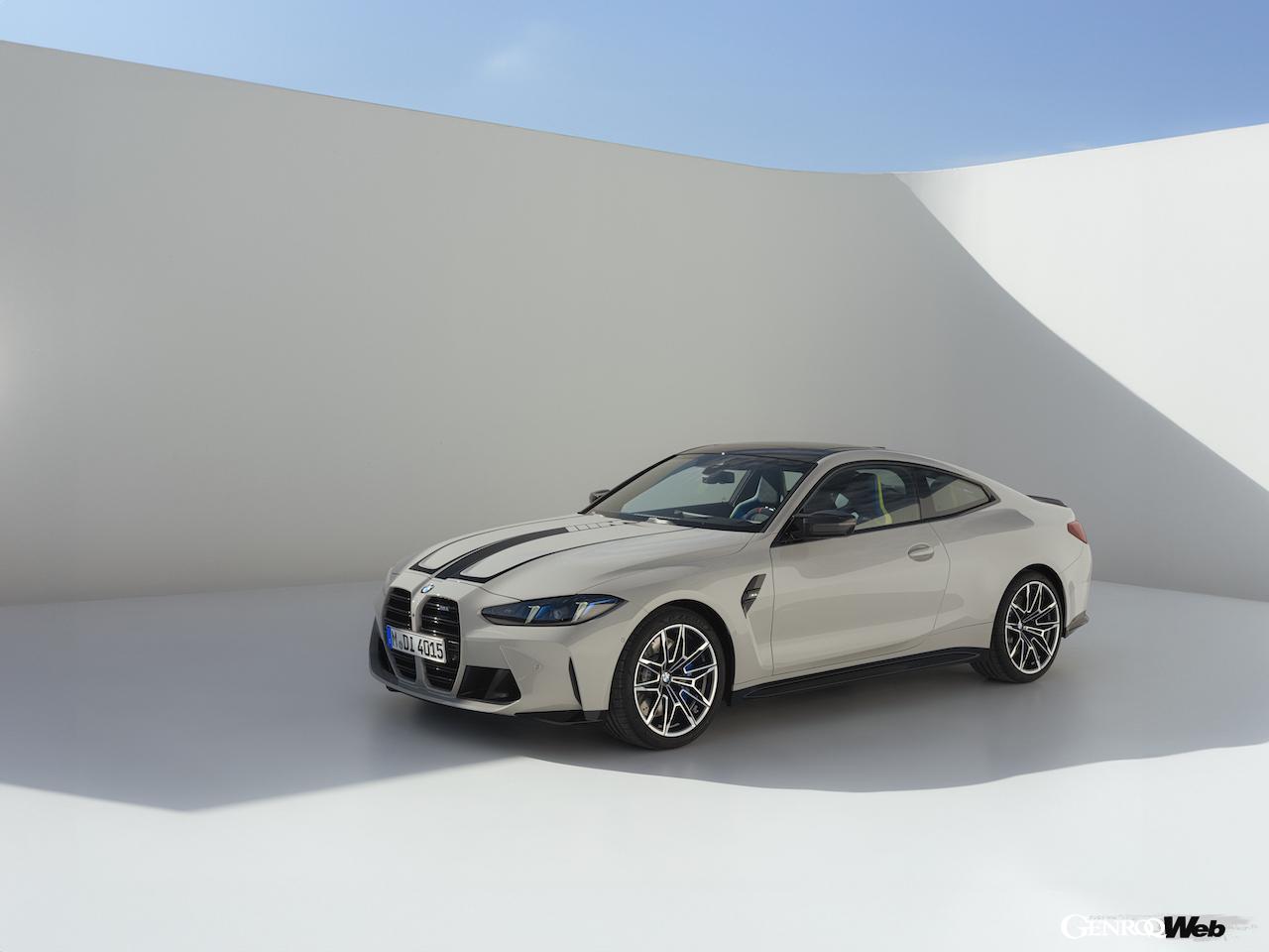 BMW M4 クーペ改良新型のエクステリア。