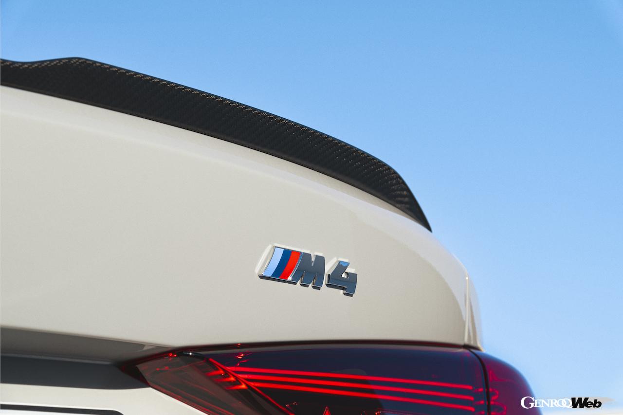 BMW M4 クーペ改良新型のエクステリア。