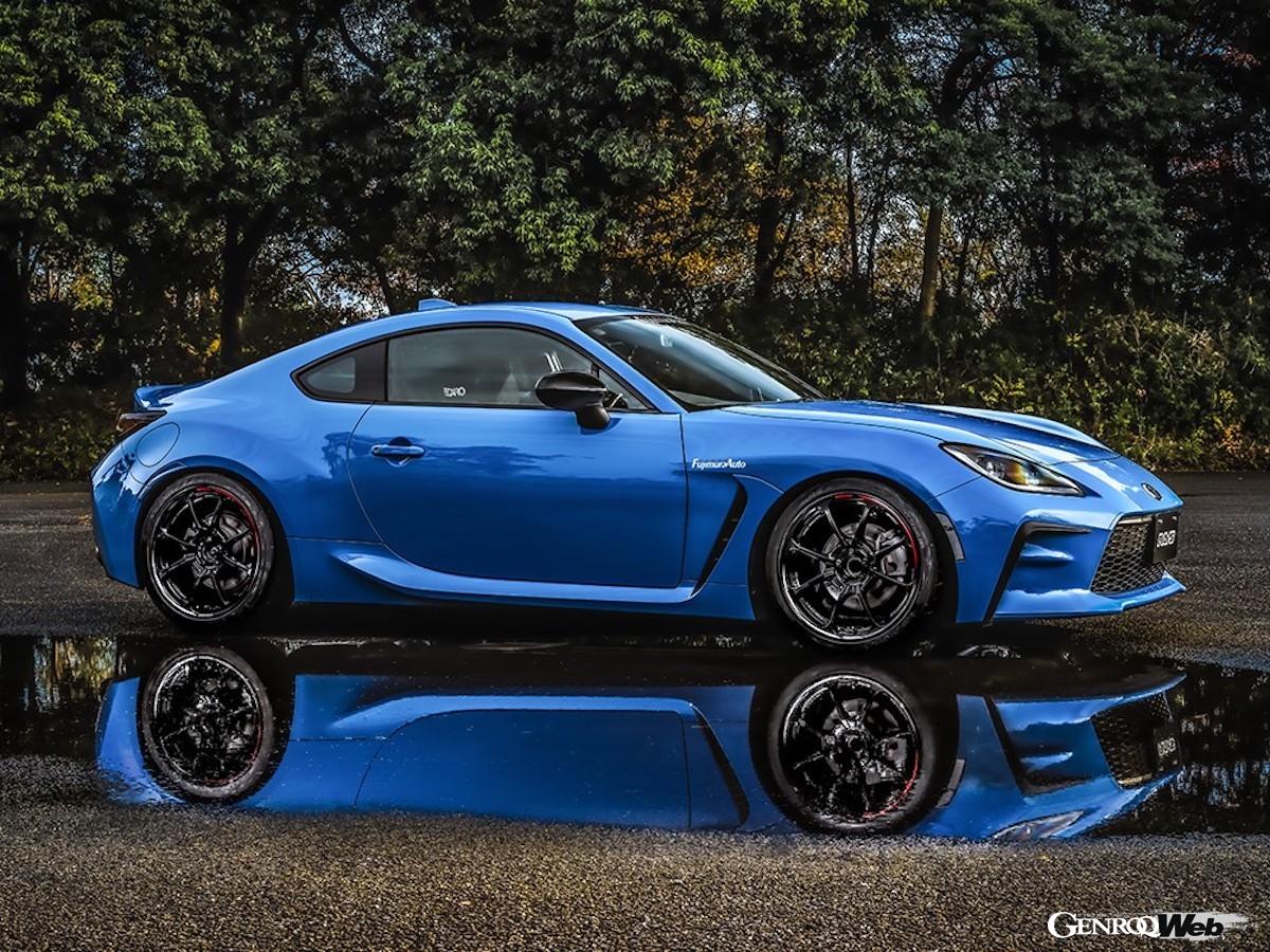 Cセグメントスポーツモデルに抜群のマッチングを見せる、「NE24 Club Sports」。