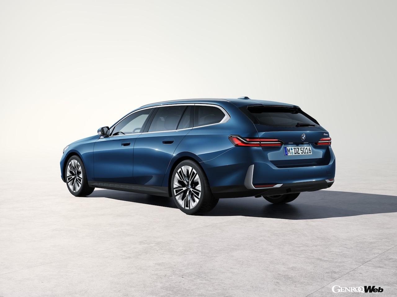日本導入がスタートした「BMW 5シリーズ ツーリング」のエクステリア。