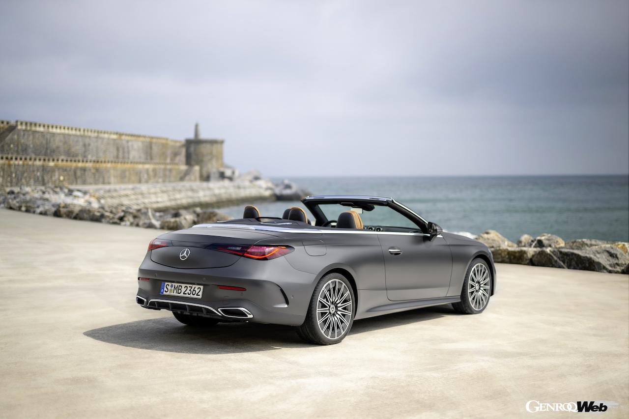 新型「メルセデス・ベンツ CLE カブリオレ」のエクステリア。