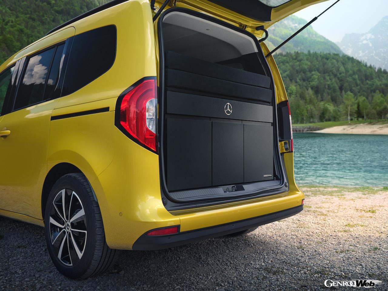 コンパクトながらも、充実の装備を誇る「マルコポーロ・モジュール」を搭載したメルセデス・ベンツ Tクラス 。