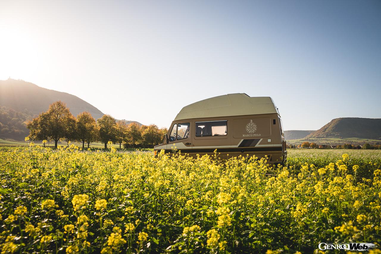 キュートなスタイルを持ち、本格的キャンピングカーとして1984年にデビューを飾った初代「メルセデス・ベンツ マルコポーロ」。