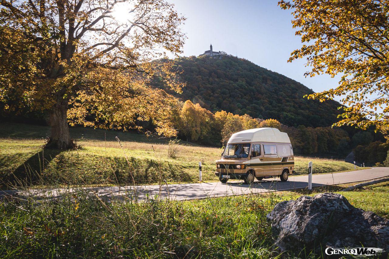 キュートなスタイルを持ち、本格的キャンピングカーとして1984年にデビューを飾った初代「メルセデス・ベンツ マルコポーロ」。