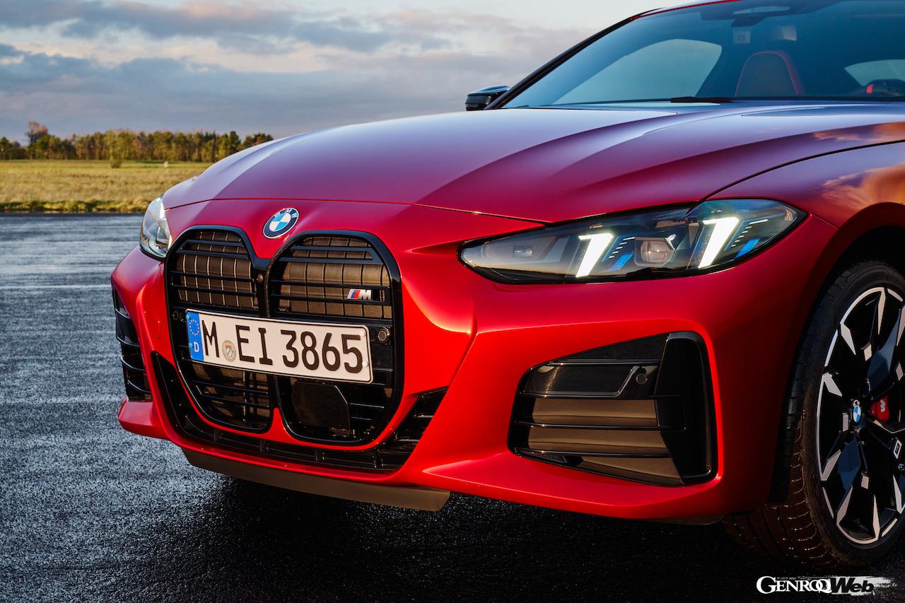 「BMW 4シリーズ クーペ」改良新型のエクステリア。