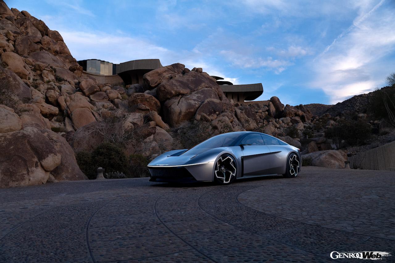 自動運転BEV「クライスラー ハルシオン コンセプト」のエクステリア。