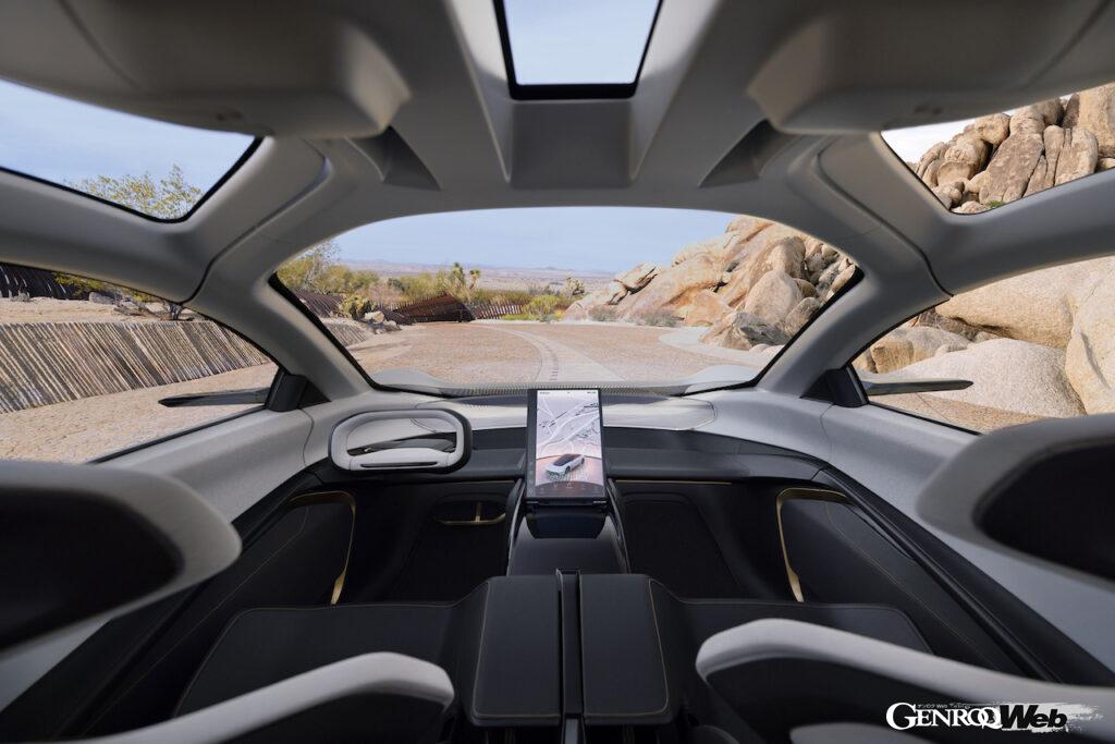 自動運転BEV「クライスラー ハルシオン コンセプト」のインテリア。