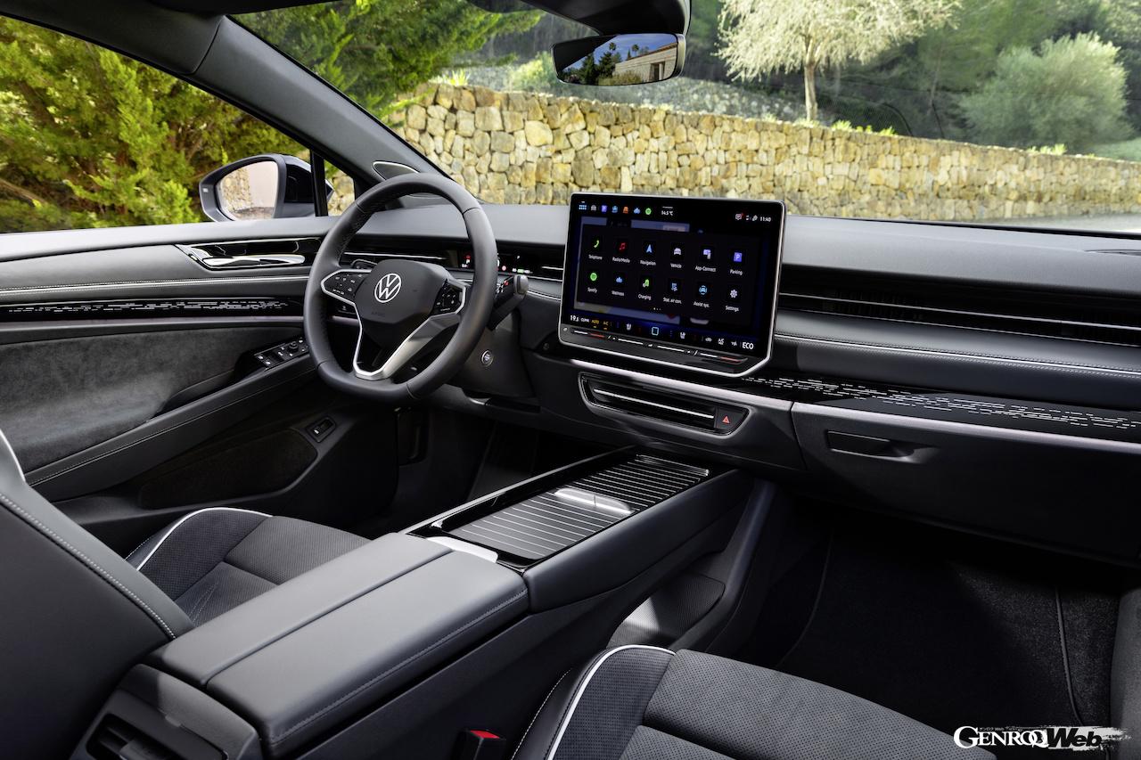 「フォルクスワーゲン ID.7 ツアラー」のインテリア。